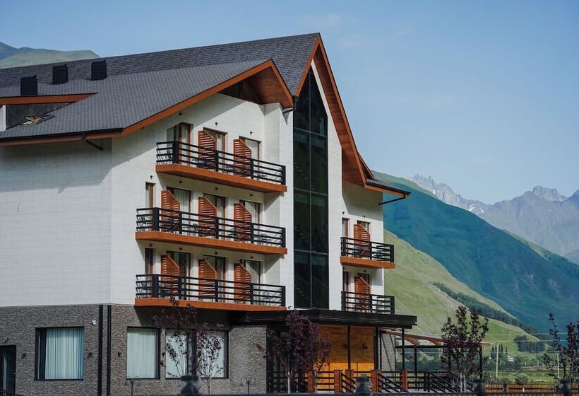 هتل Suatis Resort Kazbegi