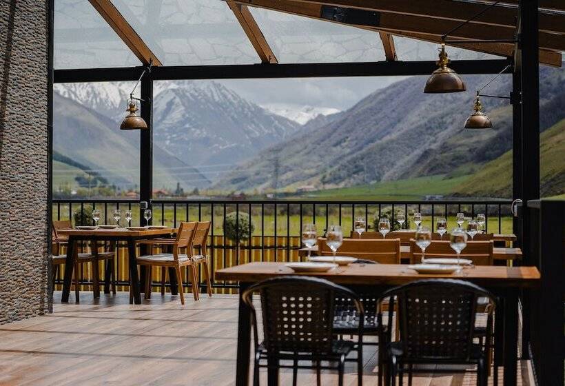 هتل Suatis Resort Kazbegi