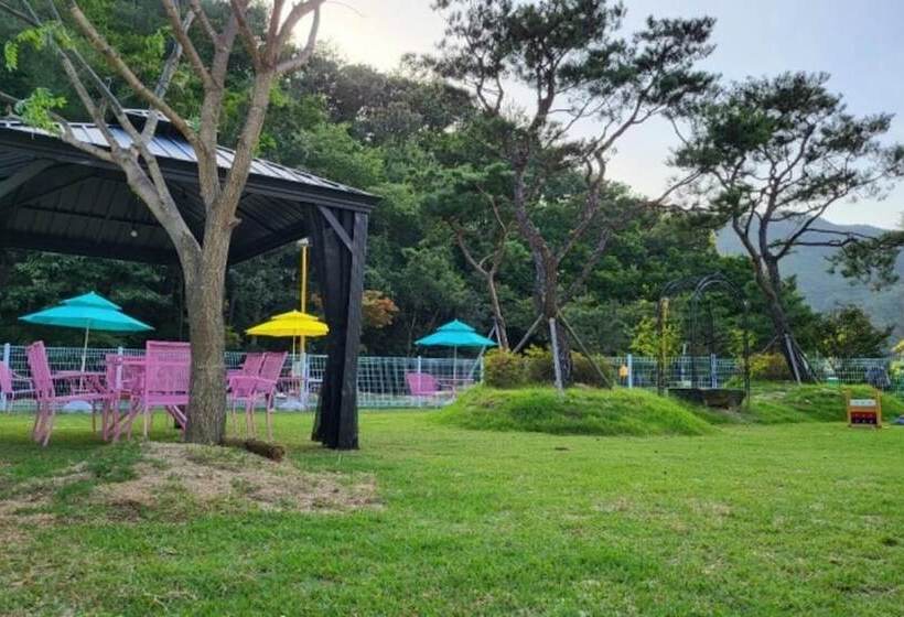 Muju Inca Dog Pension