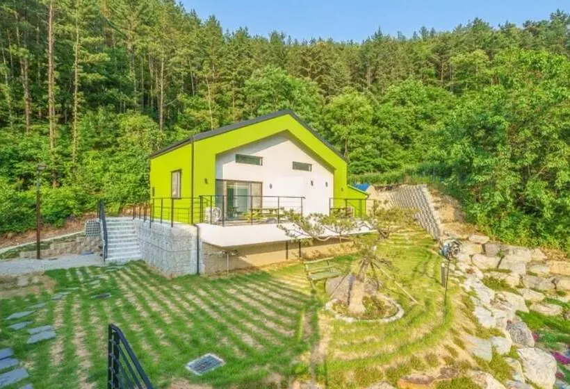 Muju Inca Dog Pension