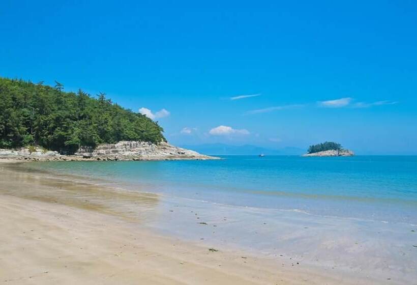Namhae South Marine Spa Pension
