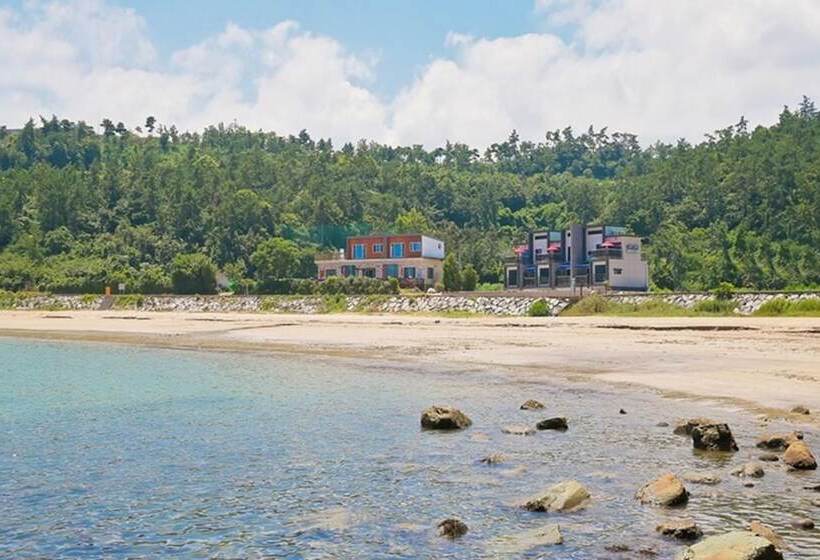 Namhae South Marine Spa Pension
