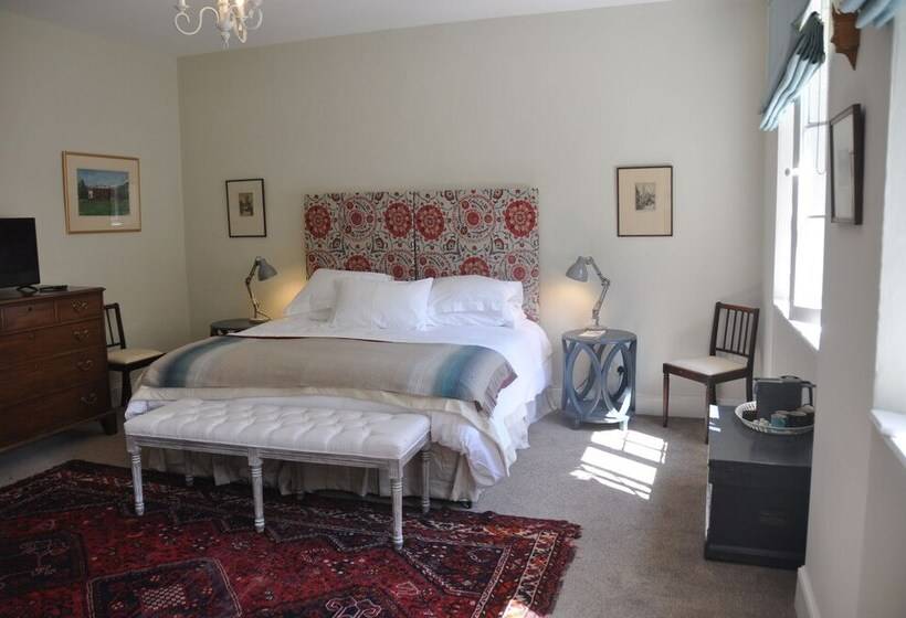 ペンション Chillingham Manor