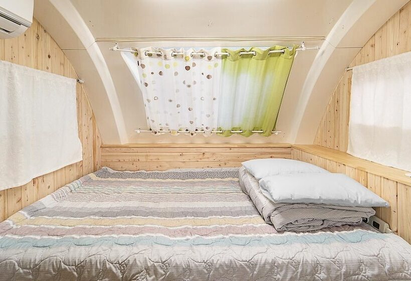 بنسيون Chuncheon Jayooinui Spacaravan