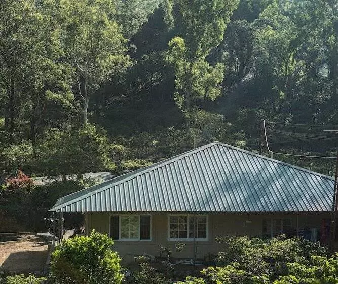 Majatalo Mistly Plantation Bungalow