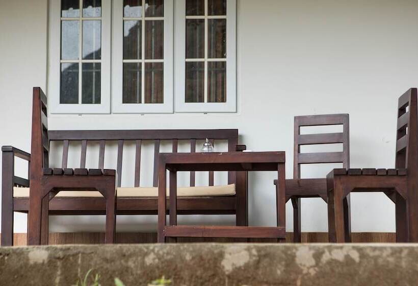 Pensjonat Mistly Plantation Bungalow