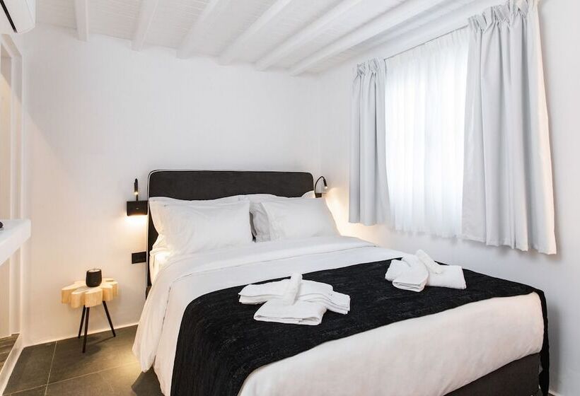 Пансион She Mykonos Luxury Apartments