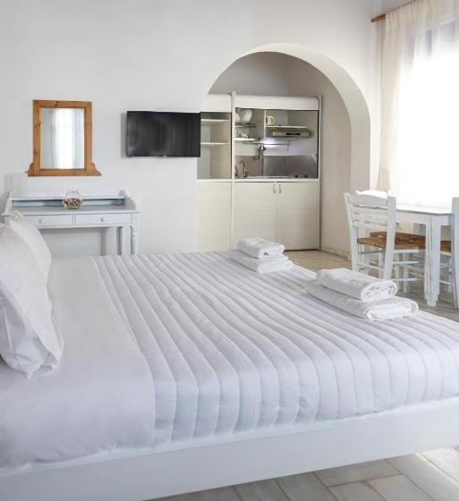 Пансион She Mykonos Luxury Apartments