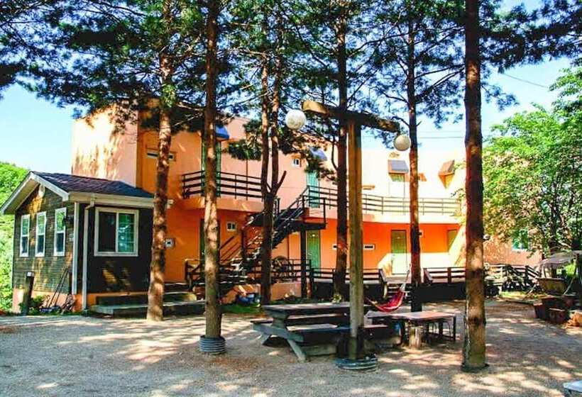 Pocheon Fine Bell Pension