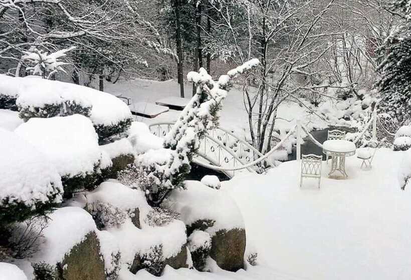 Pocheon Fine Bell Pension