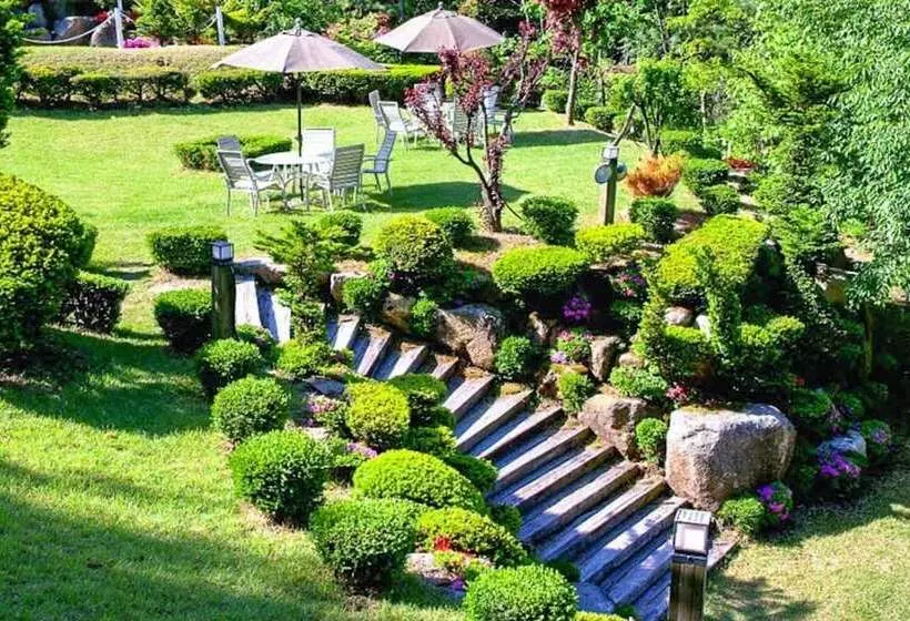 Pocheon Fine Bell Pension