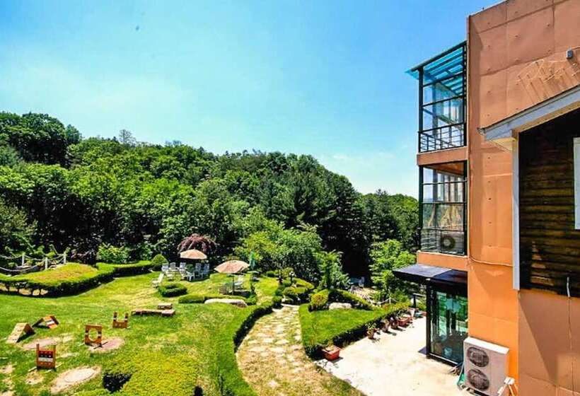 Pocheon Fine Bell Pension