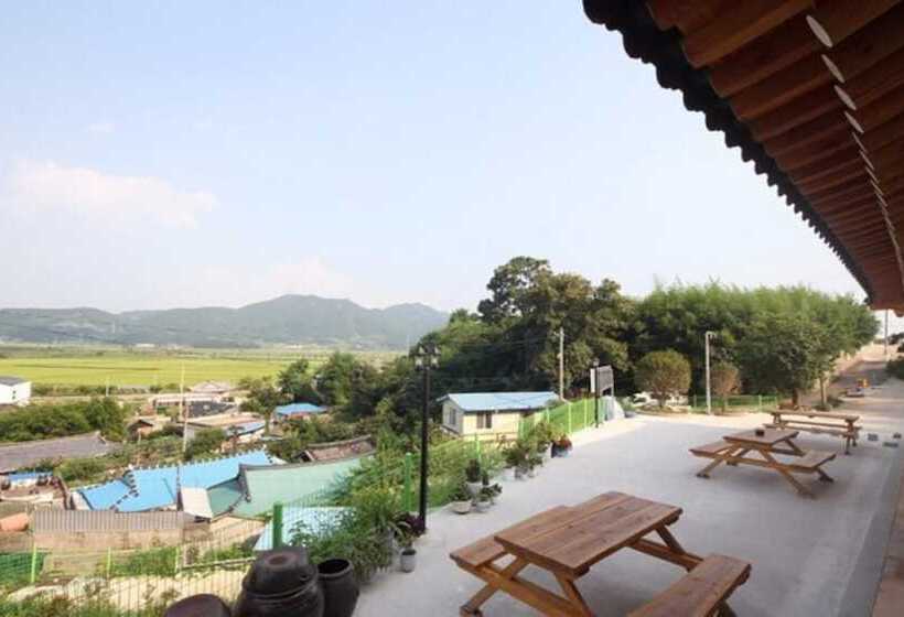 Suncheon Bay Minsok Hanok Pension