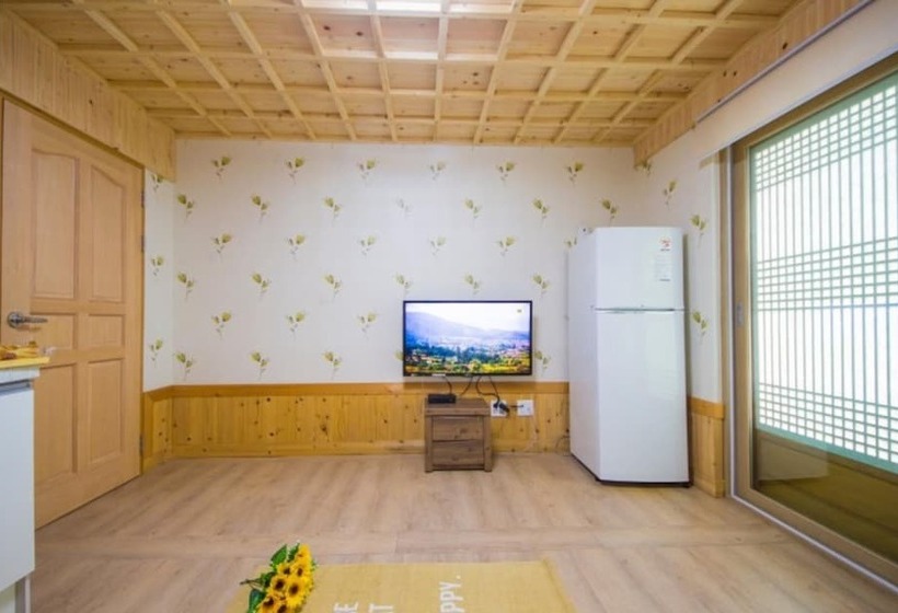 Suncheon Bay Minsok Hanok Pension