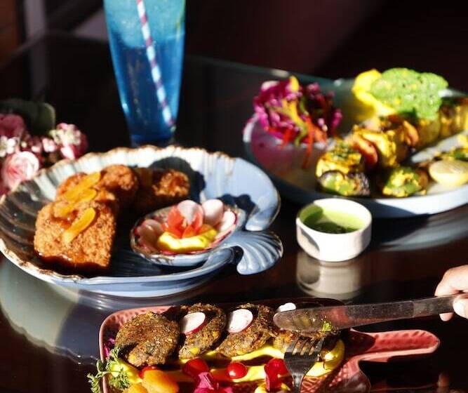 The Hotel Js Souvenir