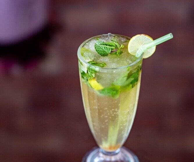 The Hotel Js Souvenir