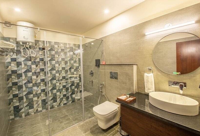 The Hotel Js Souvenir