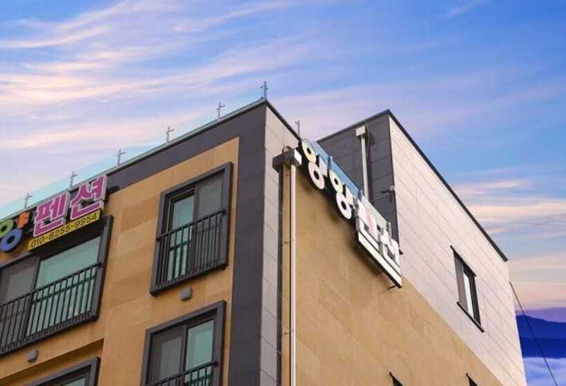 Yangyang Yangyang Pension