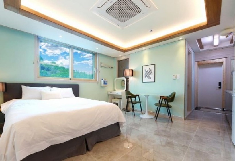 Yangyang Yangyang Pension