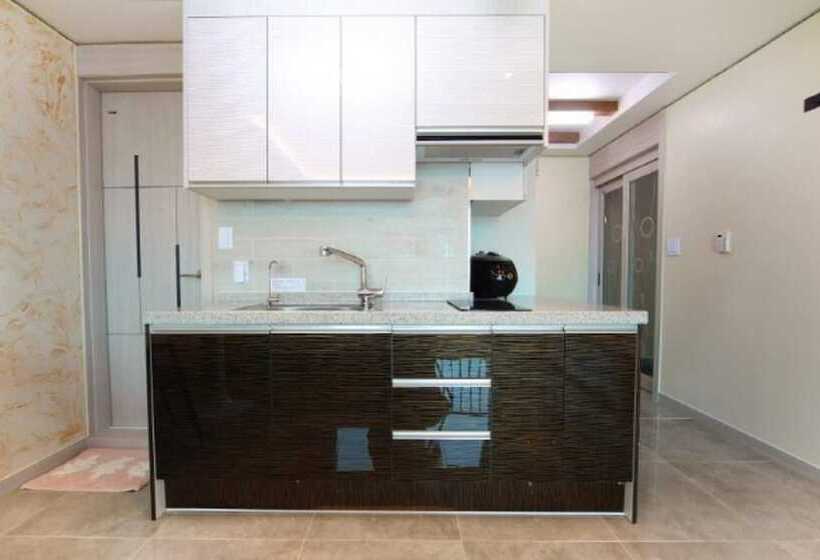 Yangyang Yangyang Pension