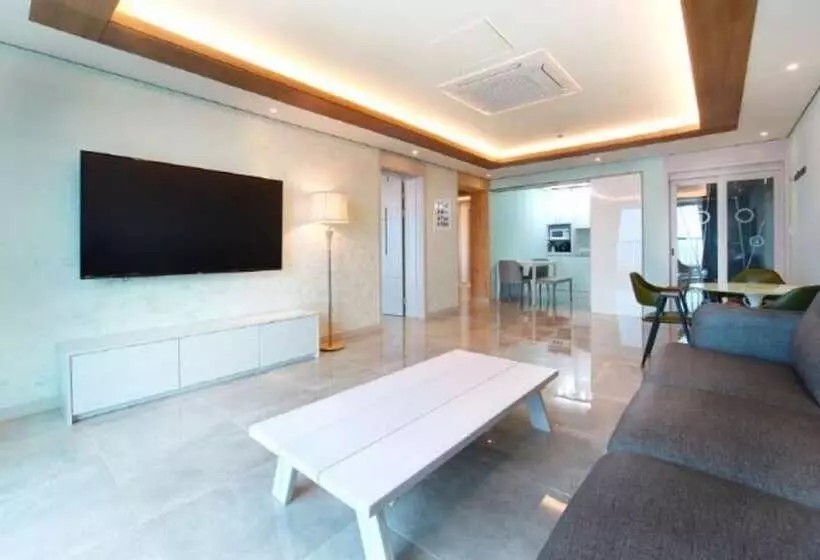 Yangyang Yangyang Pension