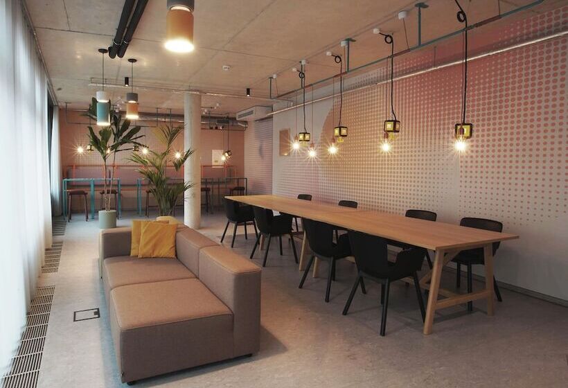 Basecamp Hotel Dortmund