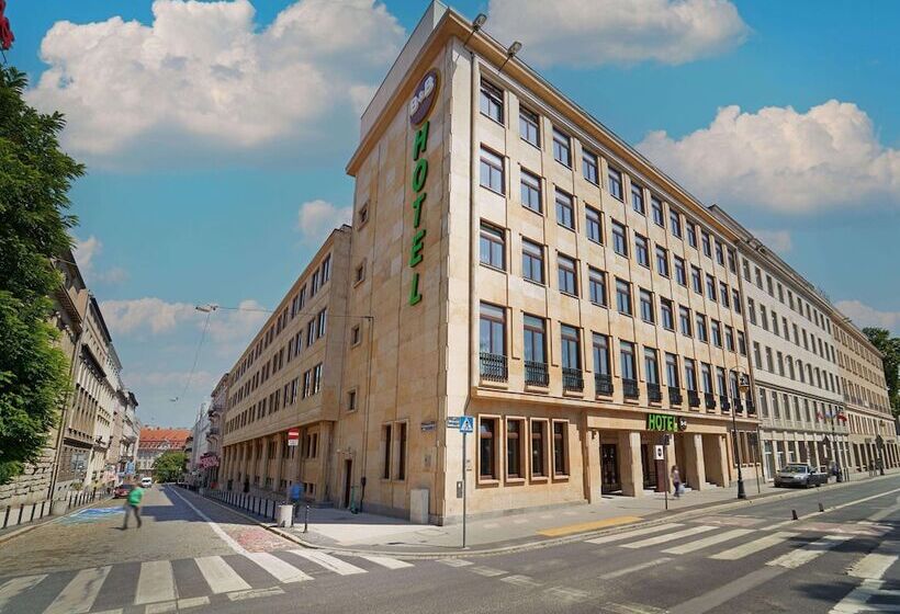 B&b Hotel Poznań Old Town