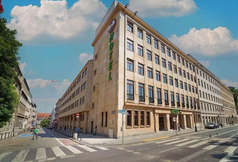 B&b Hotel Poznań Old Town
