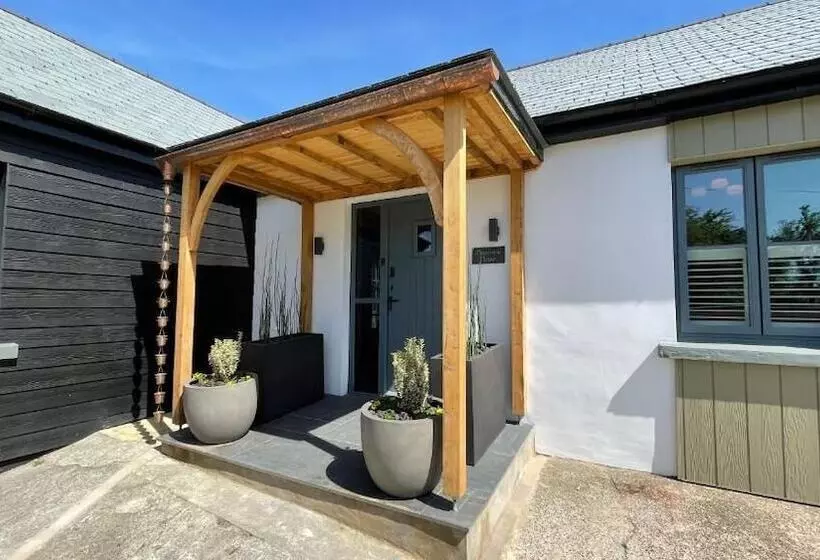 تختخواب و صبحانه Moorview House