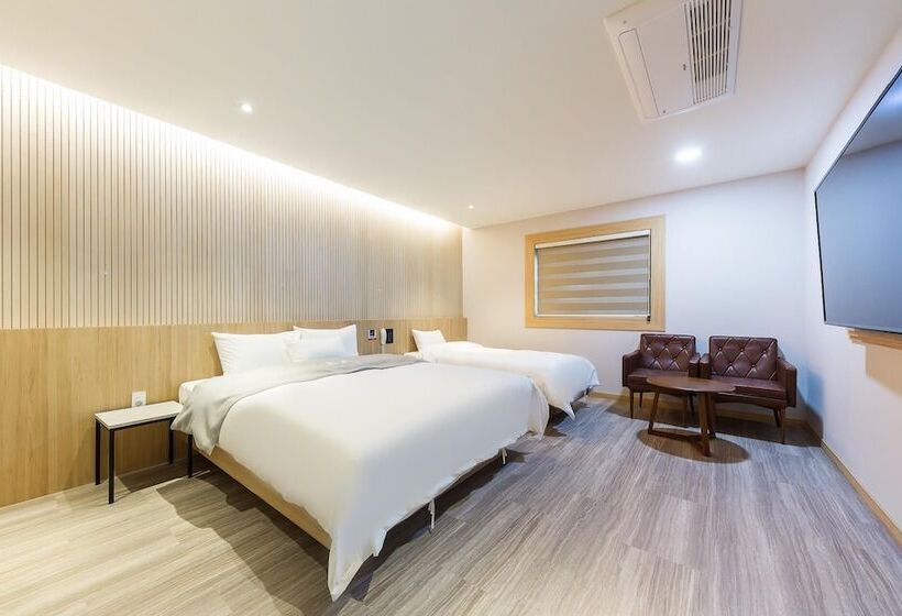 Boeun Malti Self Check In Motel