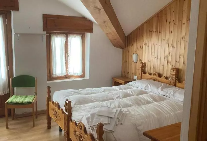 Hostelli Beau Sejour