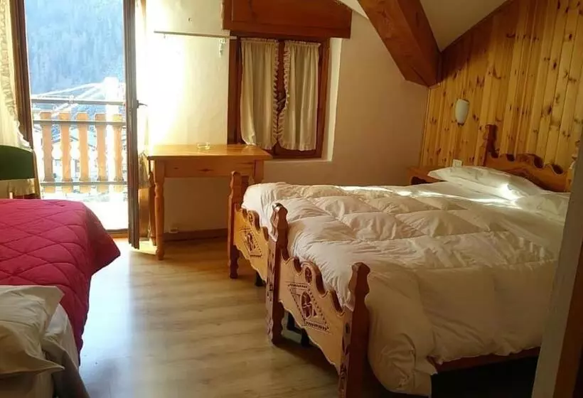 Hostelli Beau Sejour