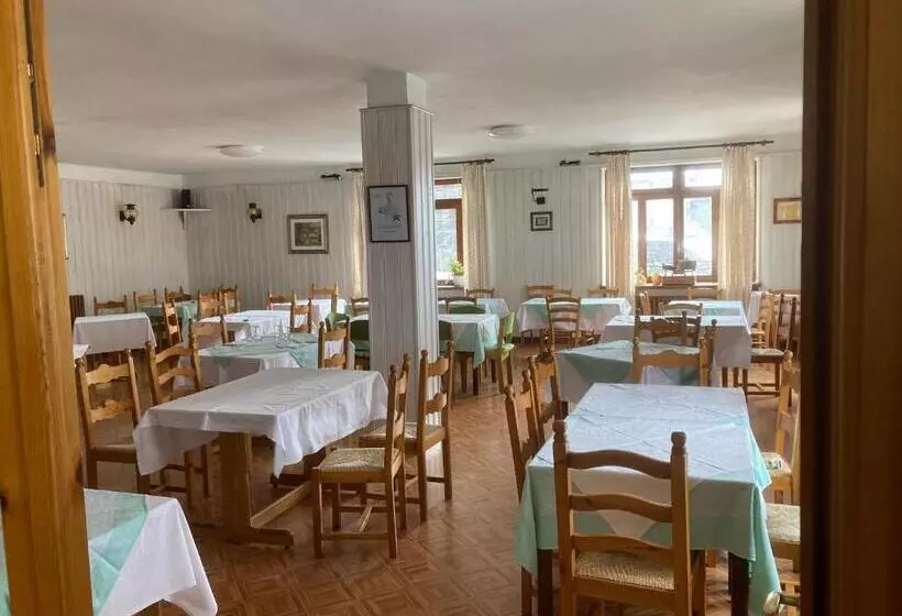 Hostelli Beau Sejour