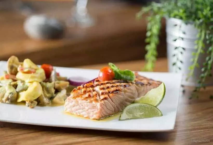 Hotelli Domaine De Garabaud