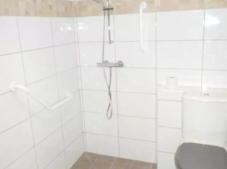 Hotelli Domaine De Garabaud