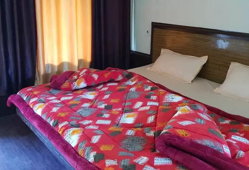 هتل Goroomgo Aby S Hut Manali