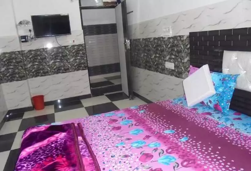 Hotelli Goroomgo Labh Mahal Meerut