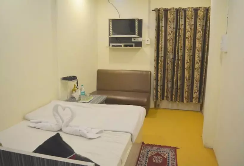 ホテル Goroomgo Satyam Residency Jabalpur