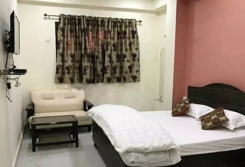 ホテル Goroomgo Satyam Residency Jabalpur