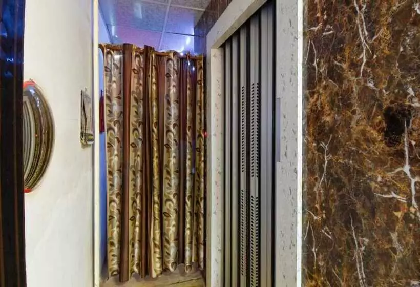 ホテル Goroomgo Satyam Residency Jabalpur