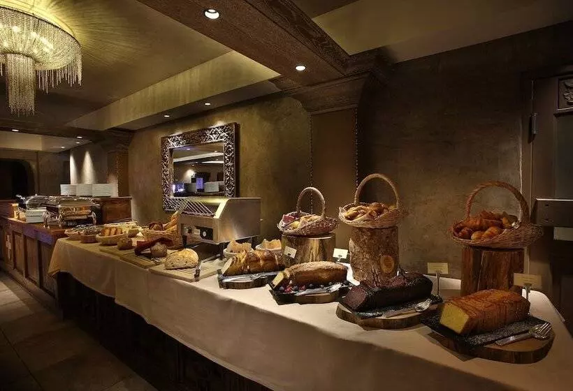 هتل Hôtel Le Lana
