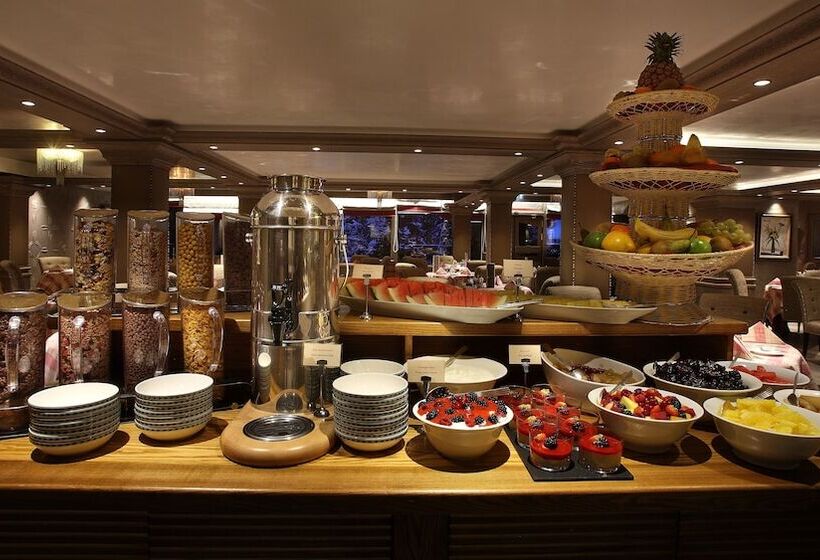 هتل Hôtel Le Lana