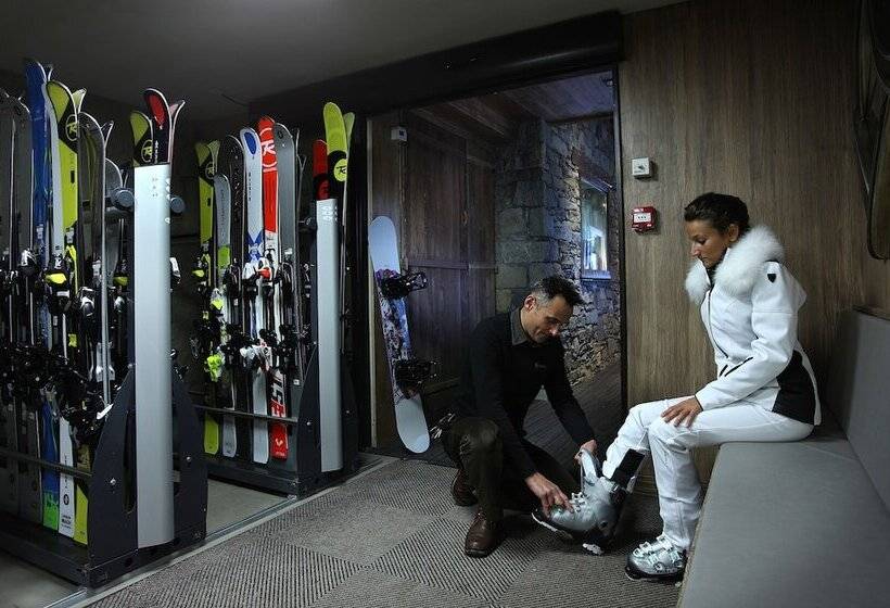 هتل Hôtel Le Lana