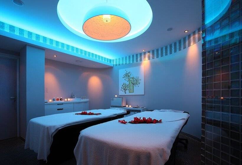 هتل Hôtel Le Lana