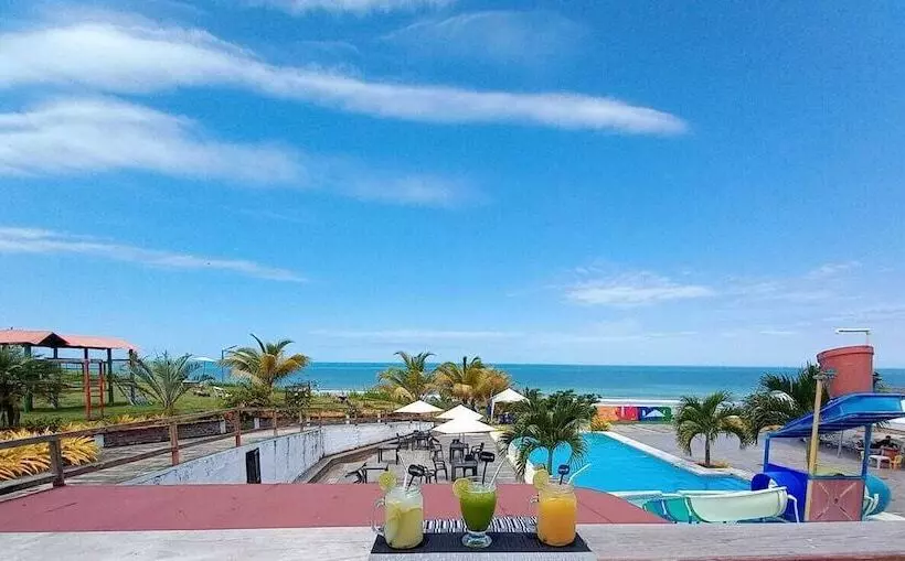 ホテル Punta Azul