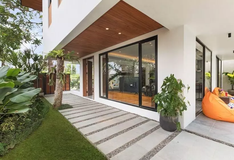 Hotelli Villa Daun 3 Canggu By Premier Hospitality Asia