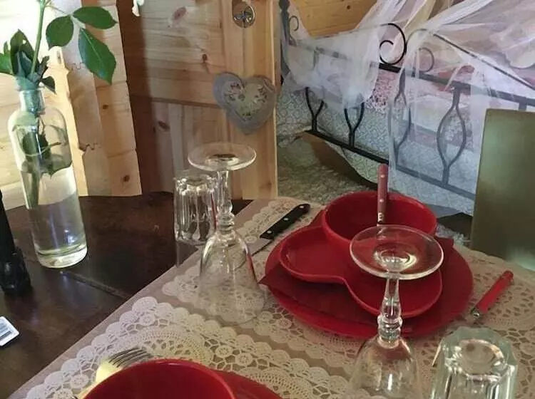 La Cabane Romantique Et Sa Balneotherapie