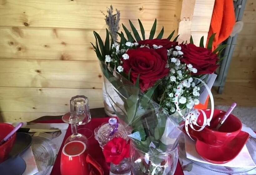 La Cabane Romantique Et Sa Balneotherapie