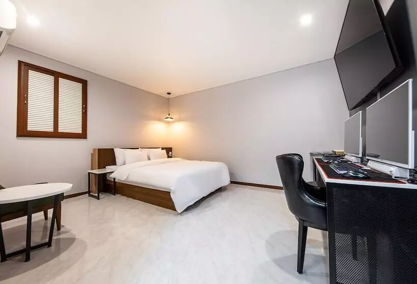 モーテル Jecheon Cats