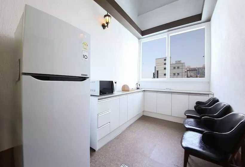 Motelli Jinju Caribe